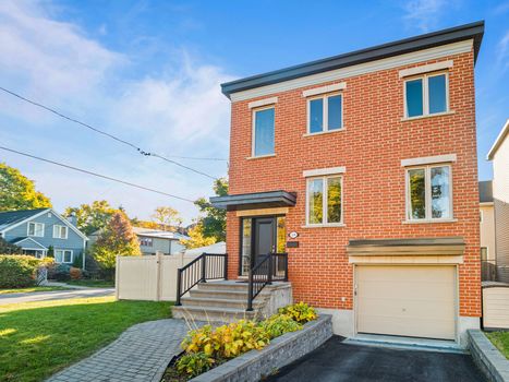 front 2.jpg Summer-min