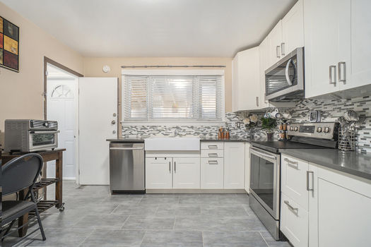 013_2024_othello_av_15_686