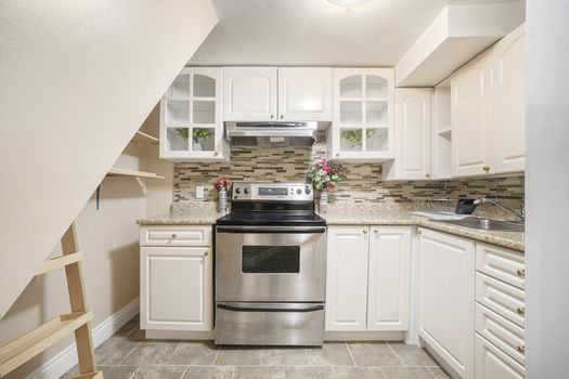 018_2024_othello_av_8_762