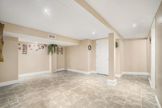 025_2024_othello_av_6_469