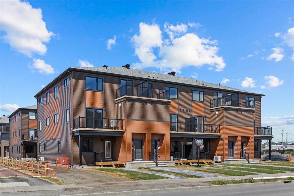 Exterior New - 01-016A4853