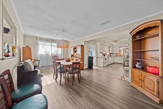Photo 9 - 49-New Interior