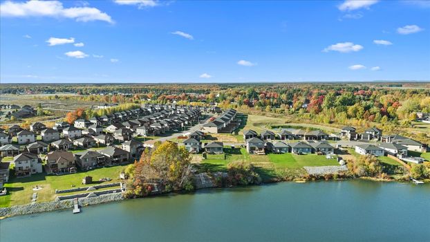 Photo 37 - 44-DJI_20251014154921_0203_D