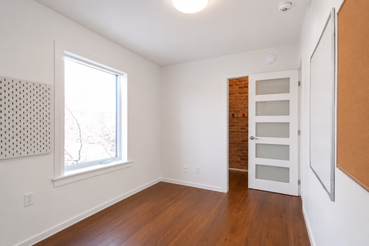 White Walls 2