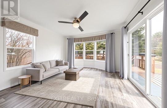 Living Room (2)