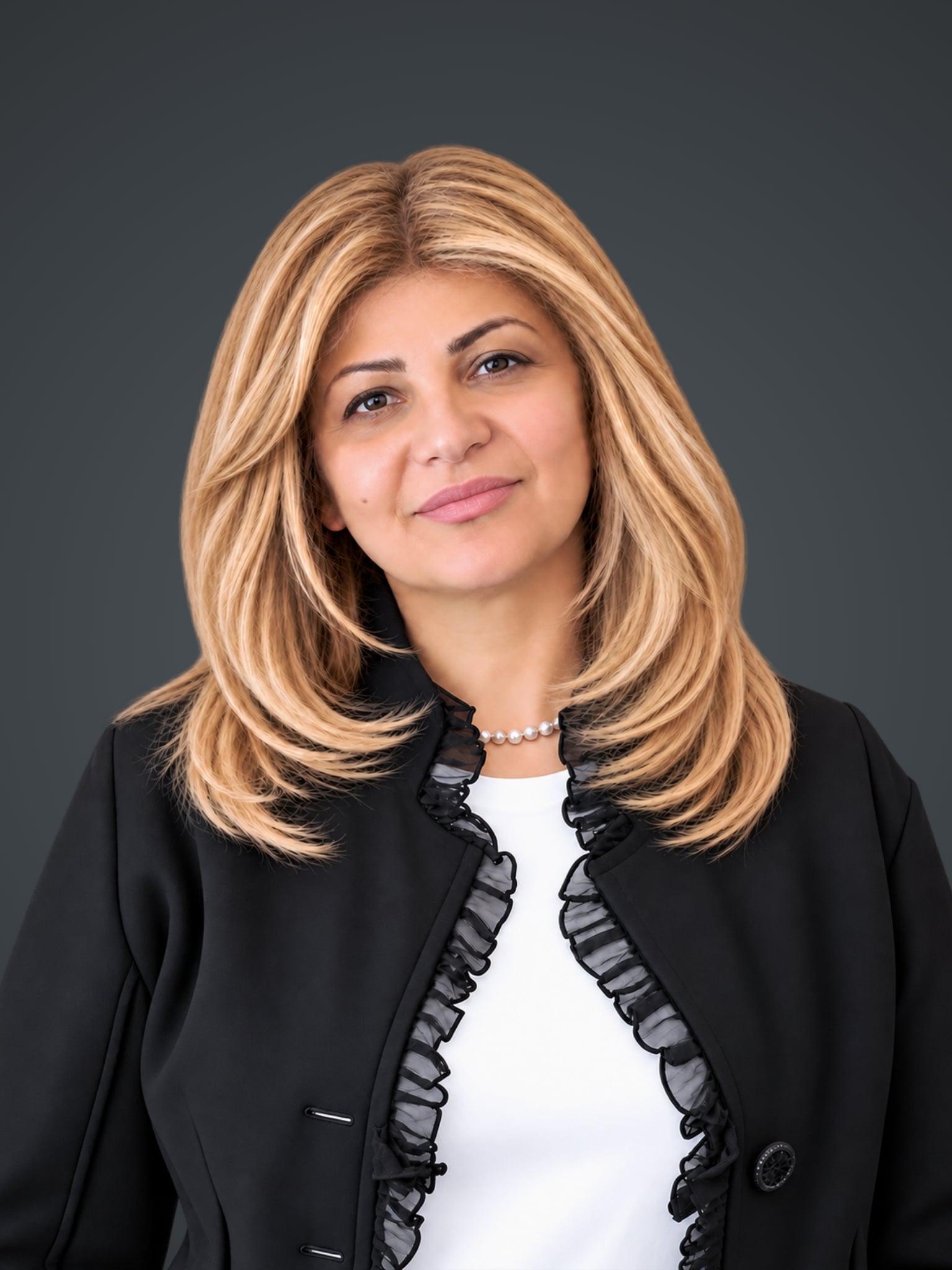 Mirna Headshot (3)