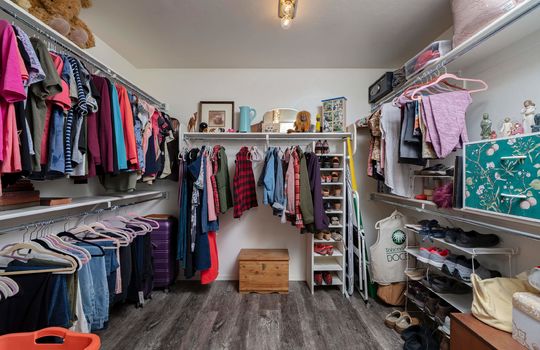 Primary Bedroom Closet