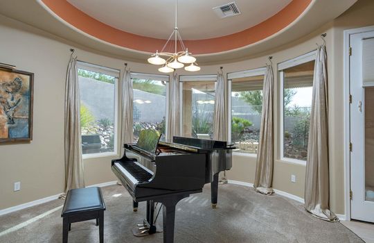 Formal Dining-Flex Area