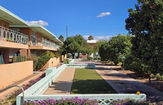 Beautifully Maintained Grounds