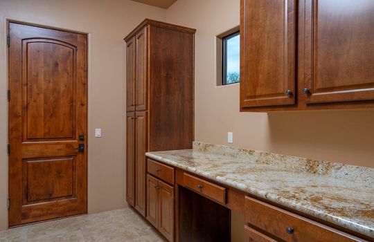 Pocket Office, Study or Crafting Area