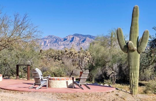 Firepit and Cocktail View Tables
