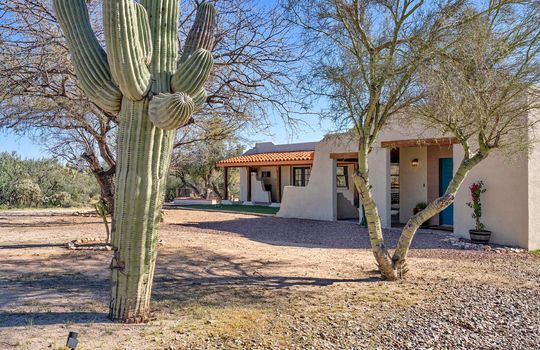 Pueblo Style Masonry Stucco Home