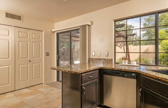 Cute Kitchen Features All Appliances