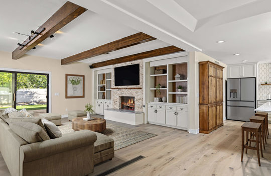 Open Floorplan With Architectural Interest - Digitally Staged
