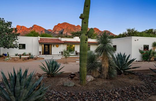 Ultra-Popular Oro Valley Country Cub Location