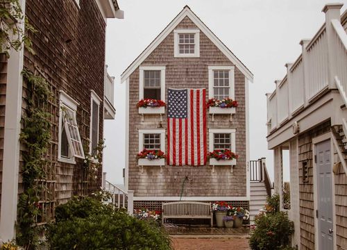 steph-sells-raleigh-home-exterior-image-5