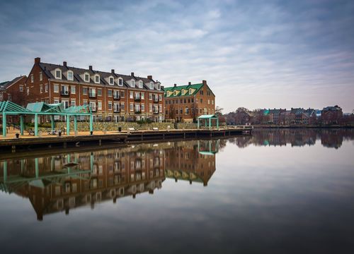 01_Alexandria_City_shutterstock_170584439