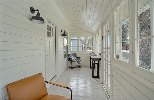 05-Front Porch