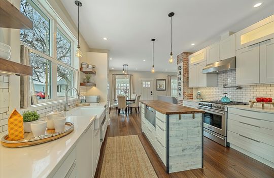 18-Kitchen