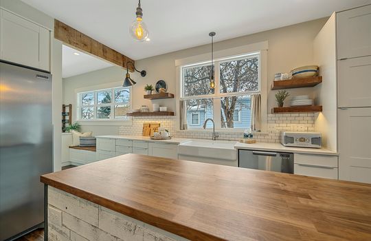 21-Kitchen