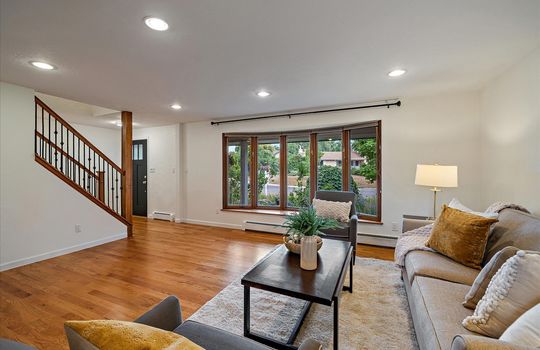 08-Living Room