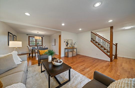 09-Living Room