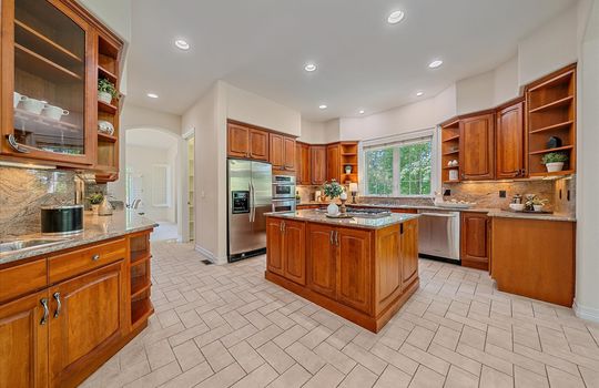 10-Kitchen
