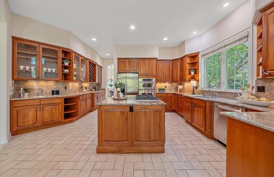 12-Kitchen