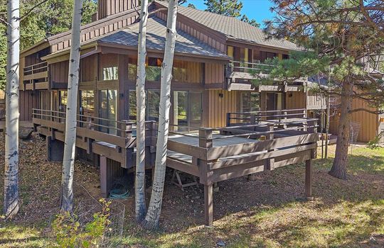 02-DJI_20251022120729_0767_D