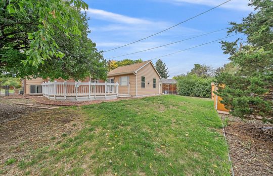 25-Rear Yard