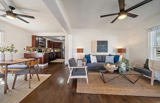 07-Living Area of Primary Home