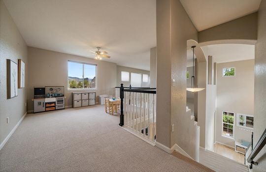 30-Oversized Loft_Playroom_Study