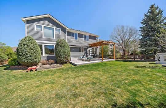 54-Expansive Rear Yard