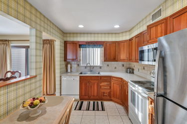 10-web-or-mls-15044 Final 0010