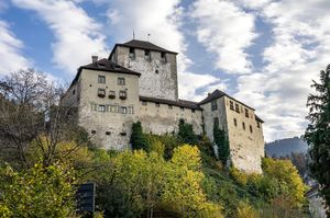leonhard_niederwimmer-castle-7577209_1280
