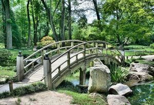 jamesdemers-bridge-53769_1280