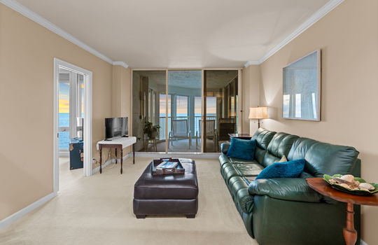 21-web-or-mls-4051-gulf-shore-blvd-902