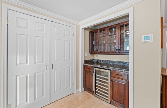 25-web-or-mls-4051-gulf-shore-blvd-902