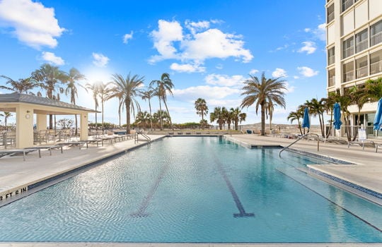 32-web-or-mls-4051-gulf-shore-blvd-902
