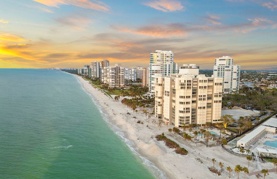 4051 Gulf Shore Blvd N 902 Park Shore Naples