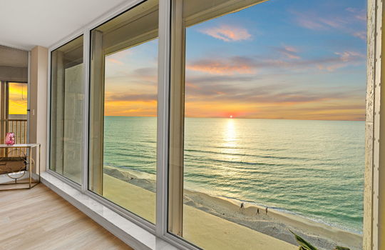 6-web-or-mls-4051-gulf-shore-blvd-902