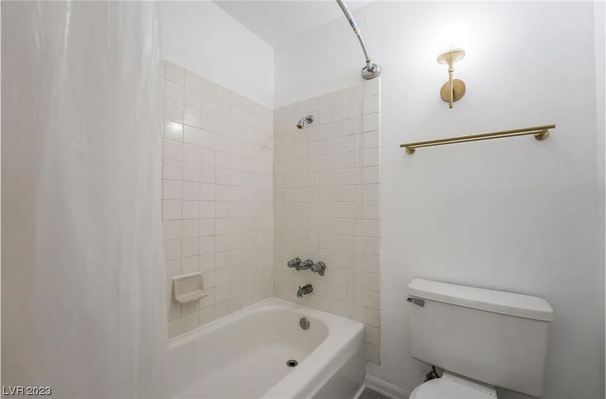 730 S Royal Crest Img 14