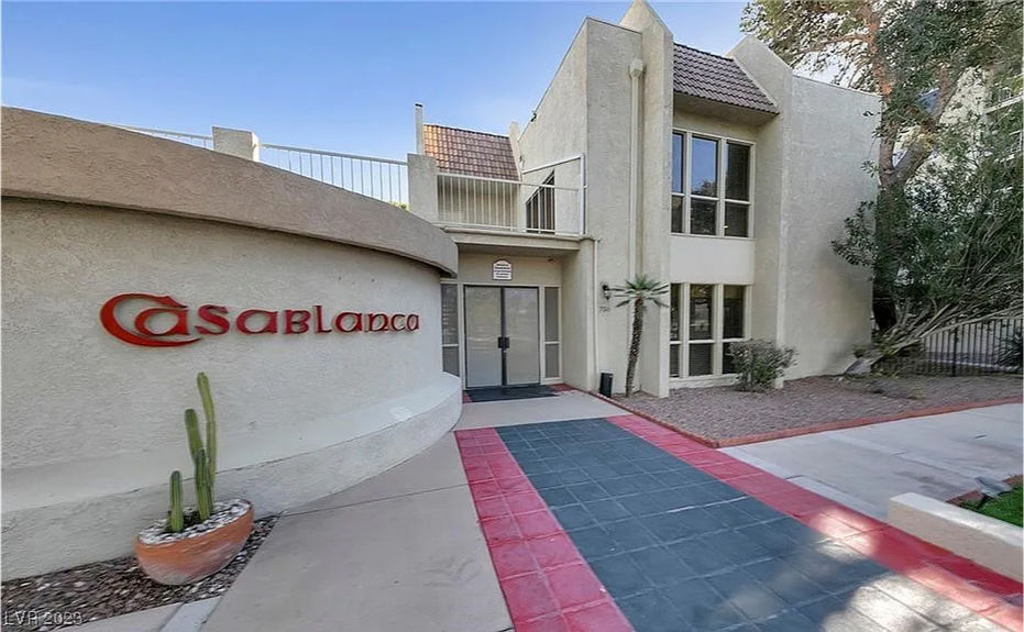 730 S Royal Crest Img 3