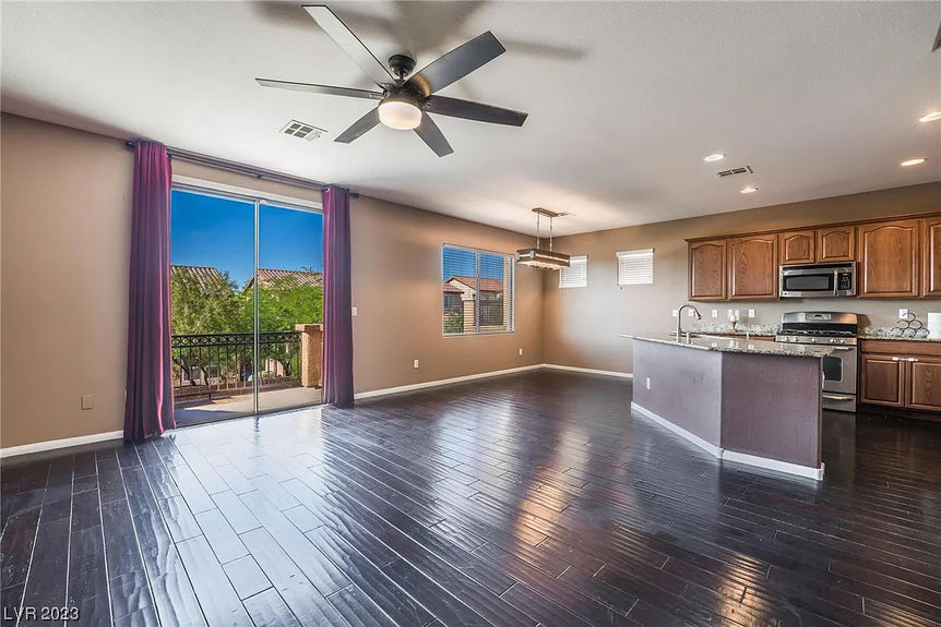 7473 Glimmering Sun Ave Img 3