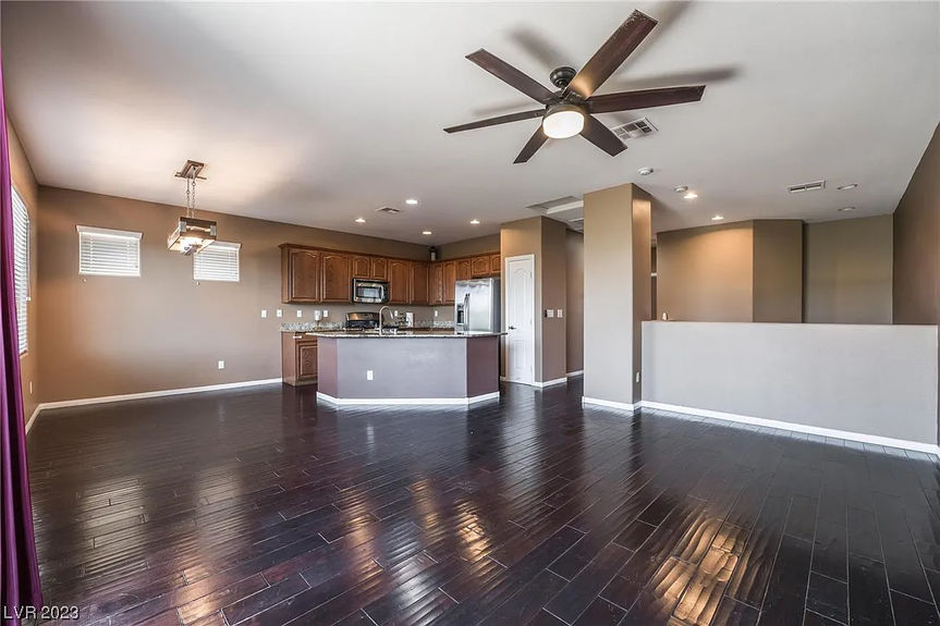 7473 Glimmering Sun Ave Img 5