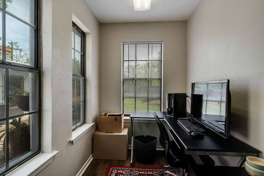 3103_AveQ_AssentRE-18