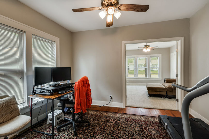 3103_AveQ_AssentRE-20