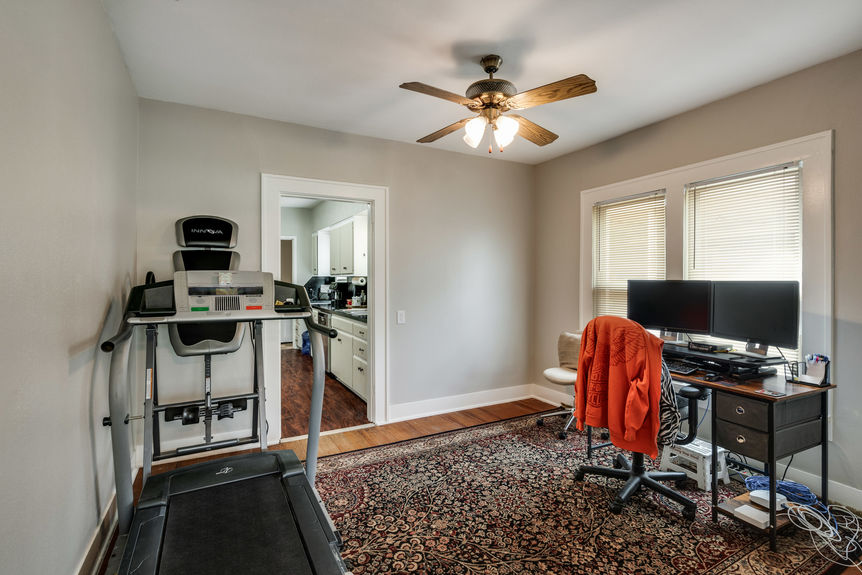 3103_AveQ_AssentRE-21