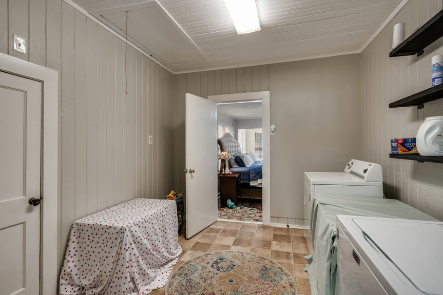 3103_AveQ_AssentRE-22