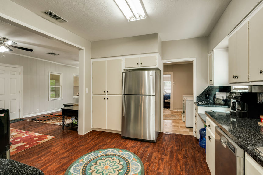 3103_AveQ_AssentRE-9